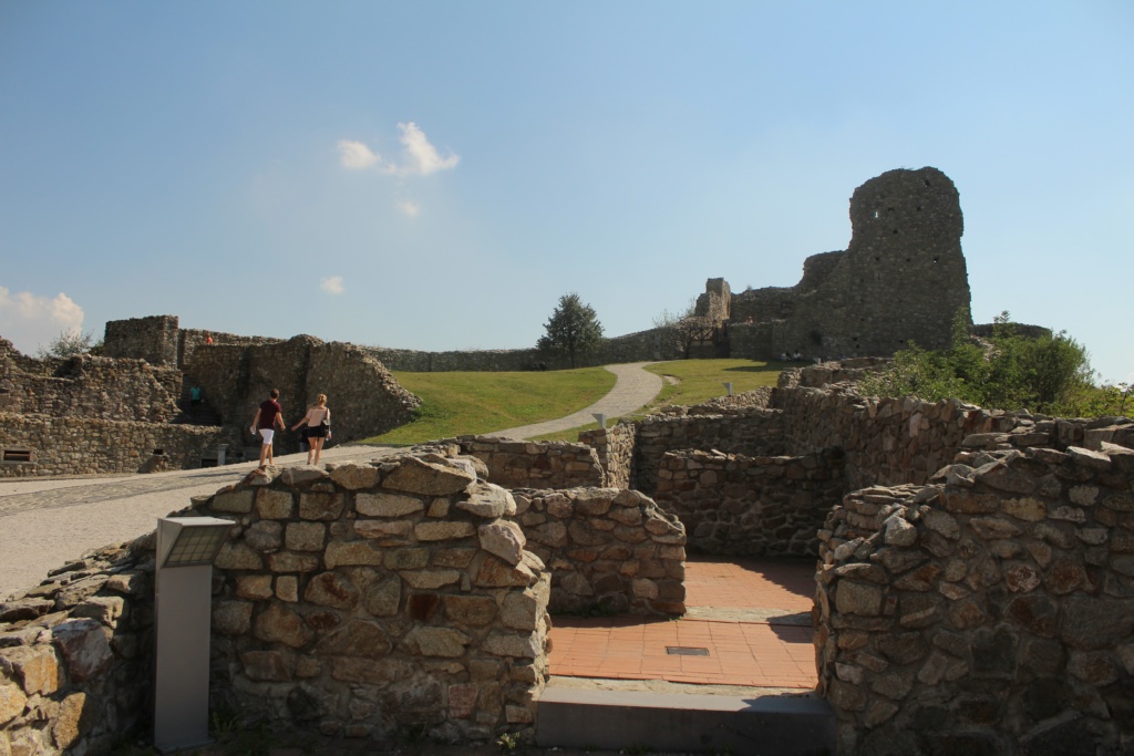 Devin Castle